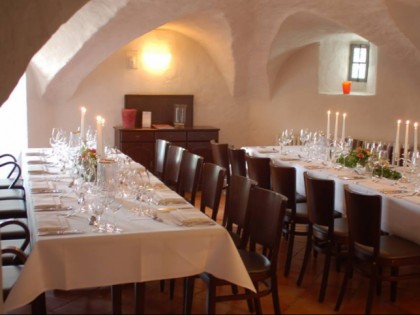 照片: Koehn&amp;#039;s Schlosskeller Gl&amp;uuml;cksburg